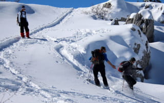 Les sports de neige dans les Alpes-Maritimes.